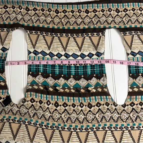 Geometric Patterned Tunic with Blue Accents - Picture 11 of 11